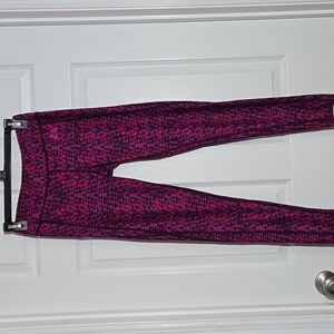 The North Face Women's Purple Pink Patterned Leggings Size Small